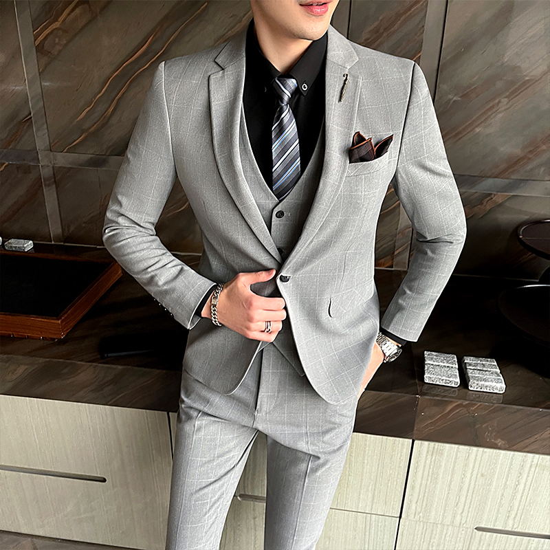 Terno Masculino, terno masculino slim, Terno Masculino Slim Fit, terno masculino para casamento, terno masculino para casamento noivo, terno masculino completo, terno masculino preto, terno masculino cinza, terno masculino cinza claro, Terno Masculino Moderno