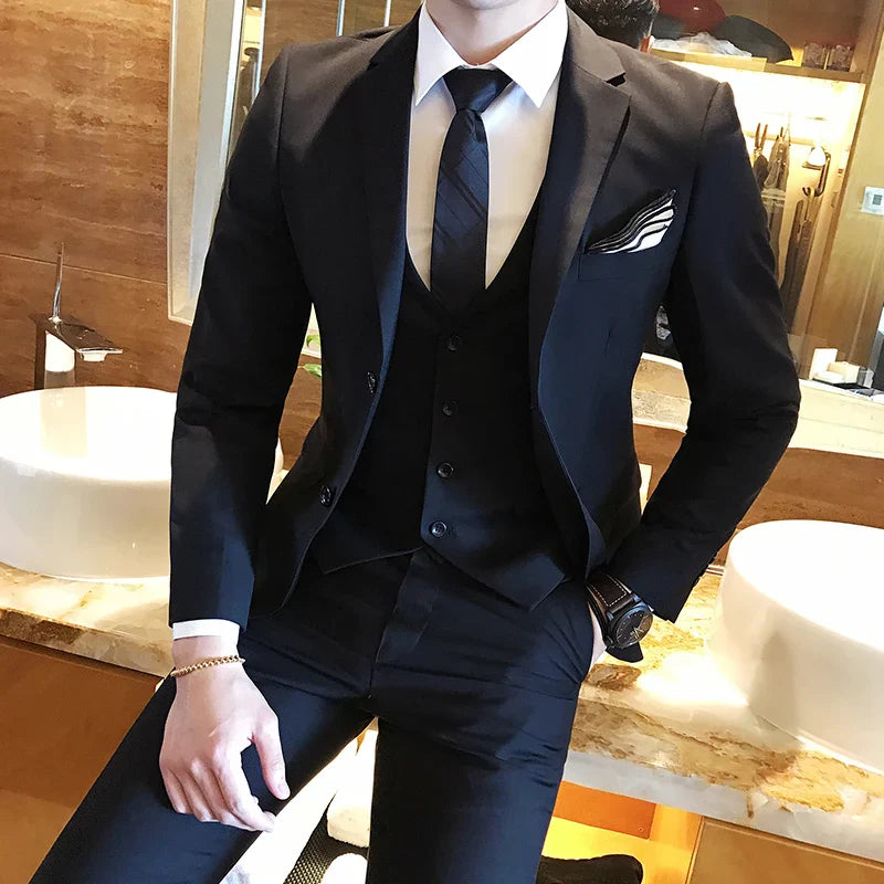 Terno Masculino Completo, Terno Masculino, Roupa Social Masculina, Blazer Slim, Blazer Masculino, Terno Slim, Terno Vermelho, Terno Roxo, Terno Cinza Slim, Terno Cinza, Terno Cinza Noivo, Terno para Casamento, Terno Completo.